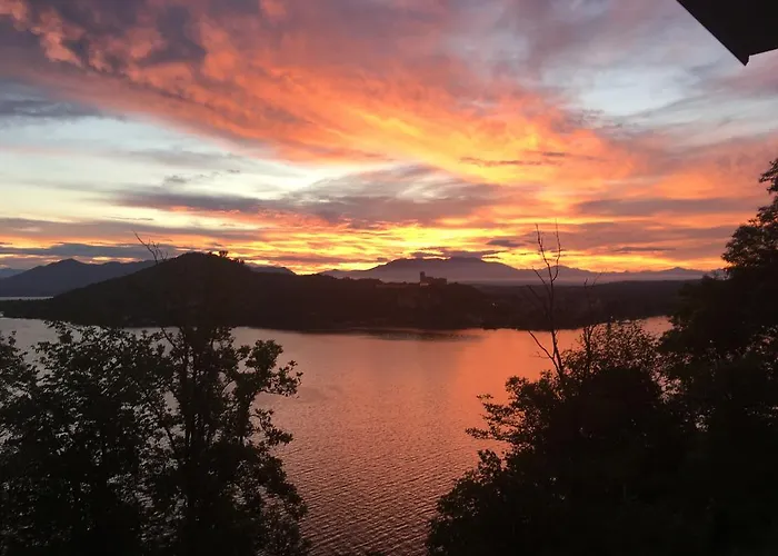 La Casa Nel Parco Tatil Evi Arona